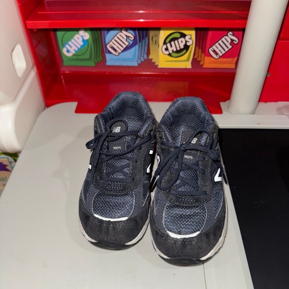 New Balance Kids Black and White Sneakers